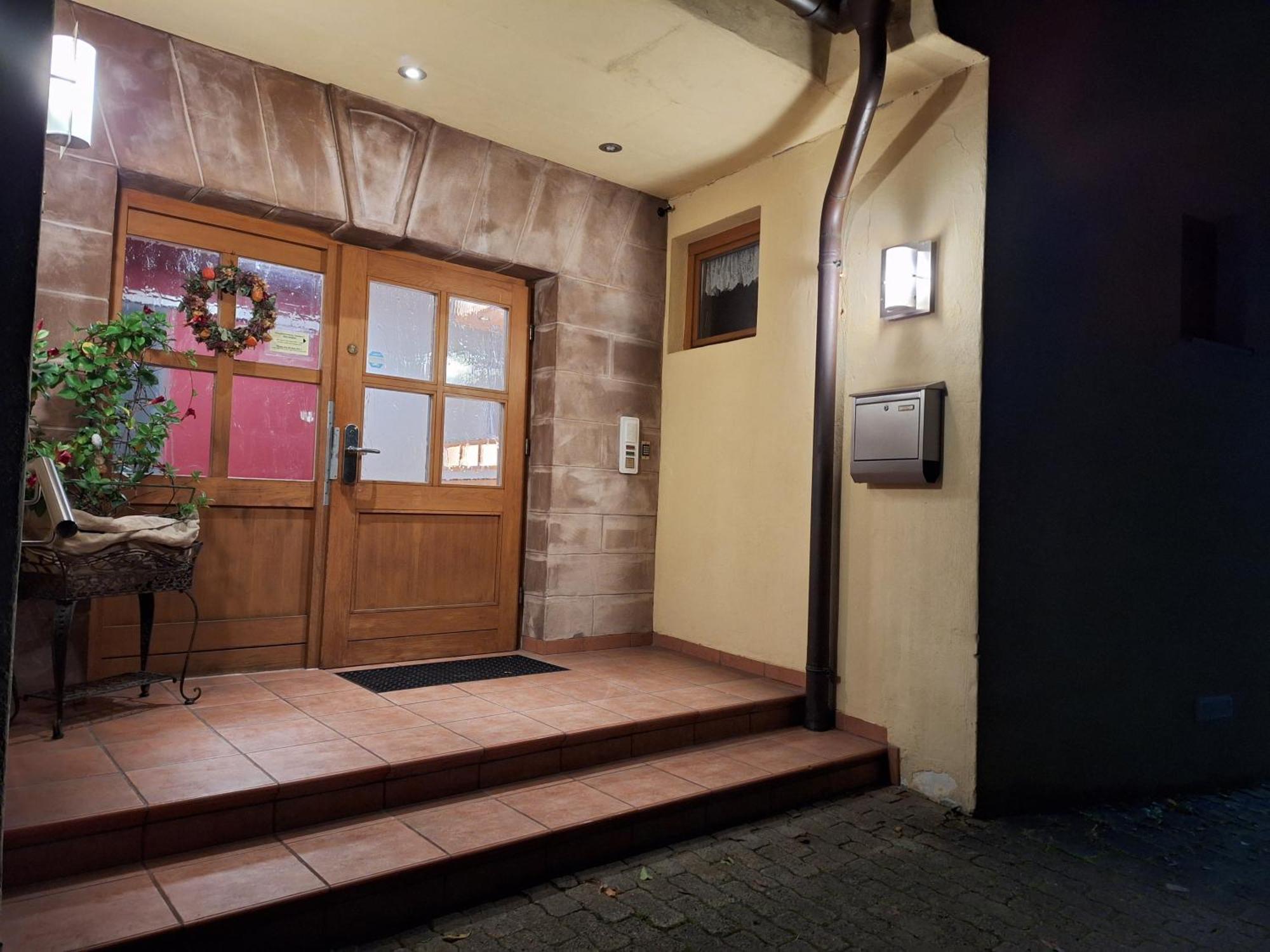 Hotel Garni Und Apartments Zur Krone Hilpoltstein Ngoại thất bức ảnh