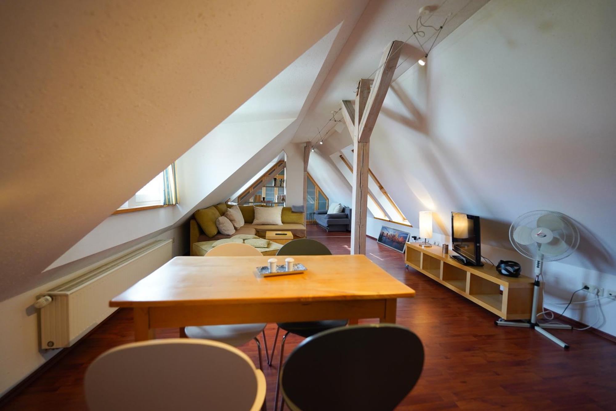 Hotel Garni Und Apartments Zur Krone Hilpoltstein Ngoại thất bức ảnh
