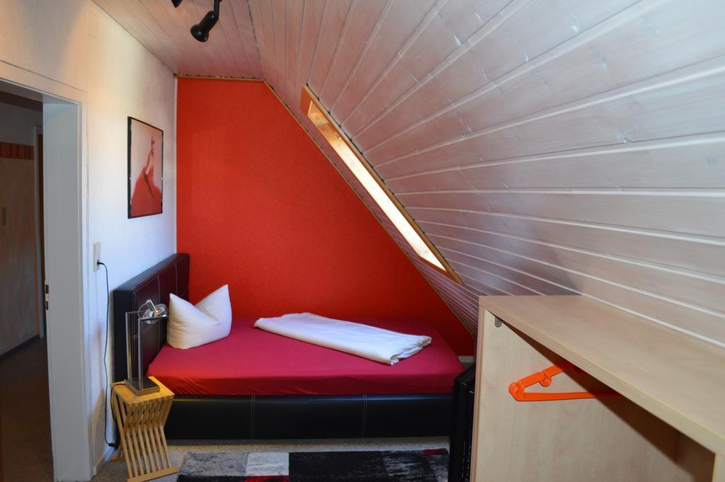 Hotel Garni Und Apartments Zur Krone Hilpoltstein Ngoại thất bức ảnh